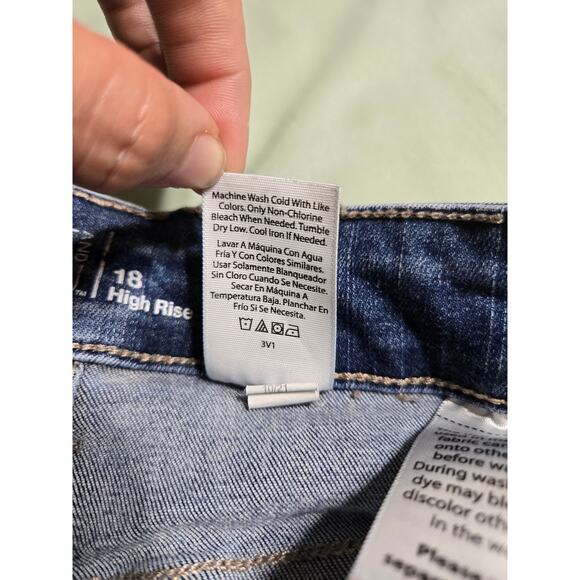 Time and tru size 18 women's plus size high rise capri jeans - Picture 7 of 10